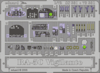 RA-5C Vigilante TRUMPETER - Image 1